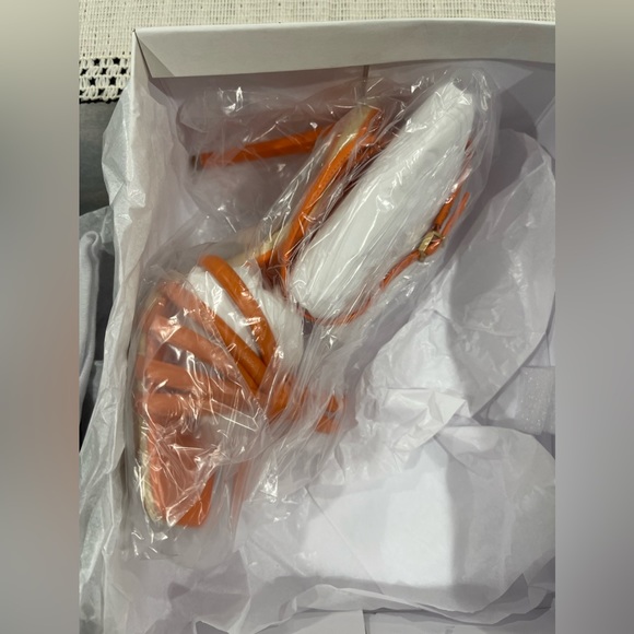 Schutz Blossom Bow Heels - Picture 7 of 12